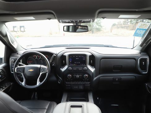 Used 2022 Chevrolet Silverado 3500 LTZ w/ LTZ Plus Package image 13