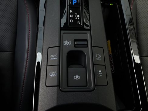 New 2026 Toyota Prius Plug-In Hybrid FWD image 20