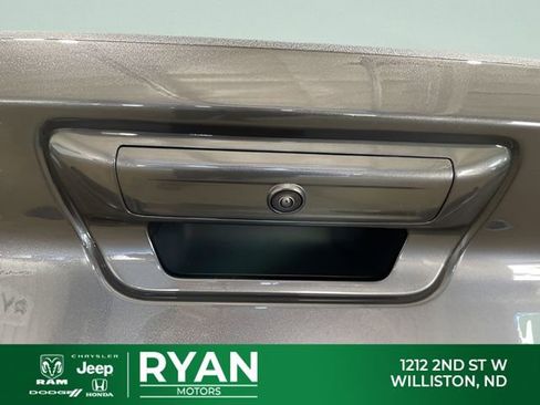 New 2026 RAM 2500 Laramie AWD/4WD image 21