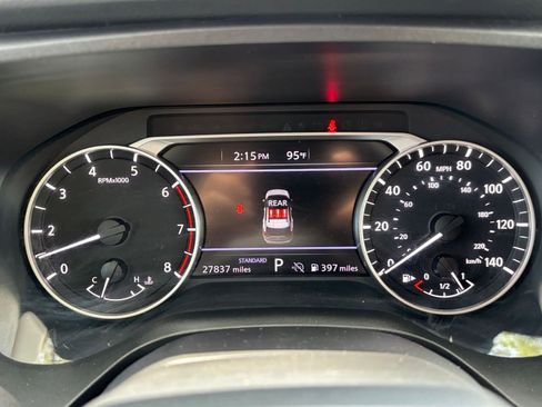 Used 2025 Nissan Rogue SV FWD image 41
