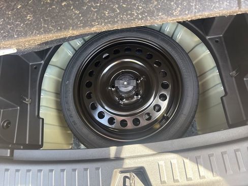 New 2026 Chevrolet Equinox LT image 19