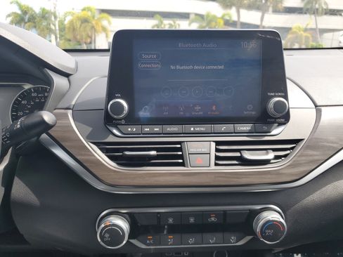 Certified 2023 Nissan Altima 2.5 SV image 22