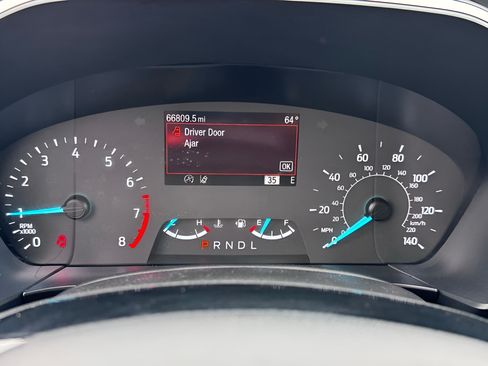 Used 2022 Ford Escape SEL w/ SEL Stealth AWD Package image 8