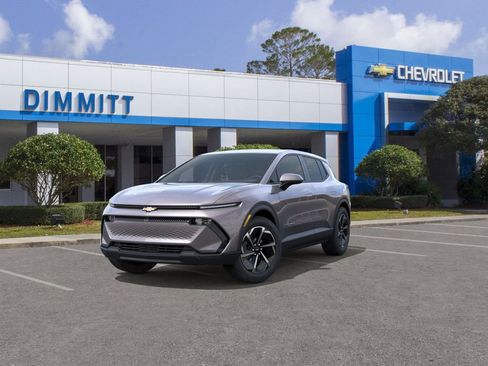 New 2026 Chevrolet Equinox EV LT image 8