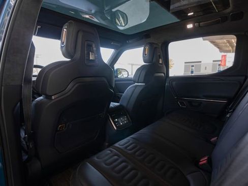 Used 2022 Rivian R1T Adventure image 28