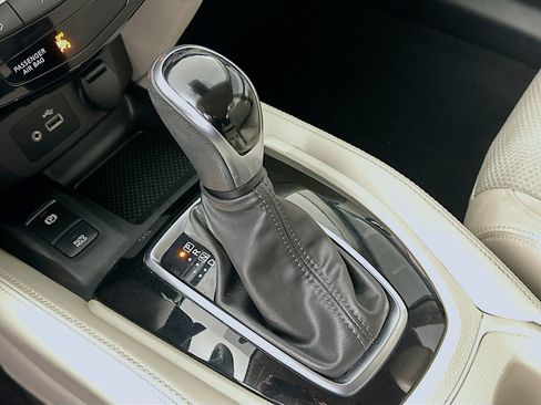 Used 2020 Nissan Rogue Sport SV w/ Technology Package image 23