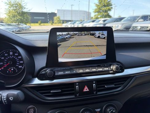Used 2020 Kia Forte GT-Line w/ GT-Line Premium Package FWD image 28