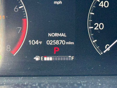 Certified 2024 Honda Pilot Touring image 19