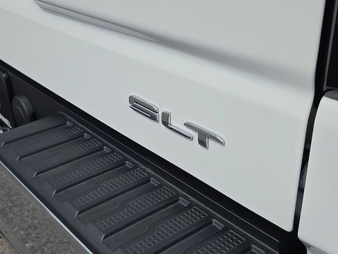 Certified 2021 GMC Sierra 1500 SLT w/ Driver Alert Package I AWD/4WD image 16