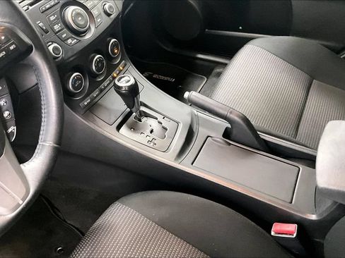 Used 2013 MAZDA MAZDA3 i Touring FWD image 17