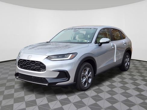 New 2026 Honda HR-V LX image 2