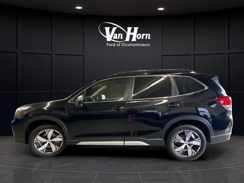 Used 2020 Subaru Forester Touring AWD/4WD image 4