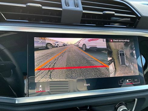 Used 2025 Audi Q3 2.0T Premium Plus w/ Premium Plus Package image 14