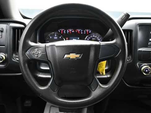 Used 2018 Chevrolet Silverado 1500 Custom w/ Custom Value Package RWD image 15
