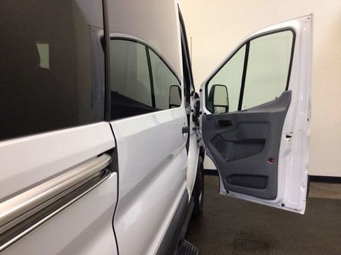 Used 2018 Ford Transit 350 XL RWD image 13