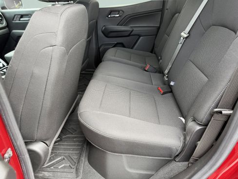 Certified 2024 Chevrolet Colorado LT w/ LT Convenience Package II RWD image 18