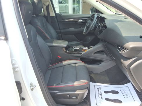 Used 2023 Buick Envision Essence w/ Sport Touring Package FWD image 32