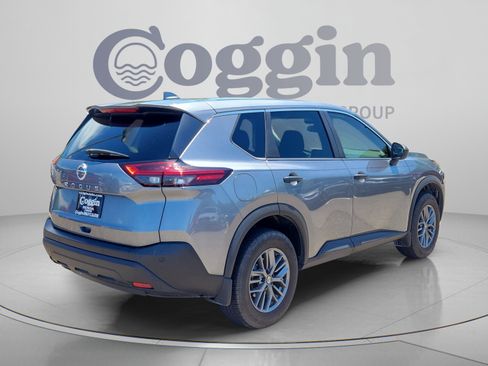 Used 2021 Nissan Rogue S FWD image 5