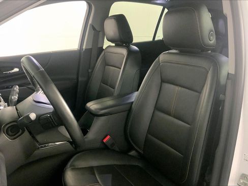Used 2023 Chevrolet Equinox Premier FWD image 22