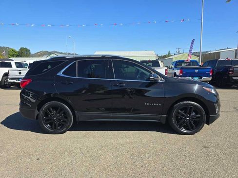 Used 2020 Chevrolet Equinox LT w/ Midnight Edition AWD/4WD image 6