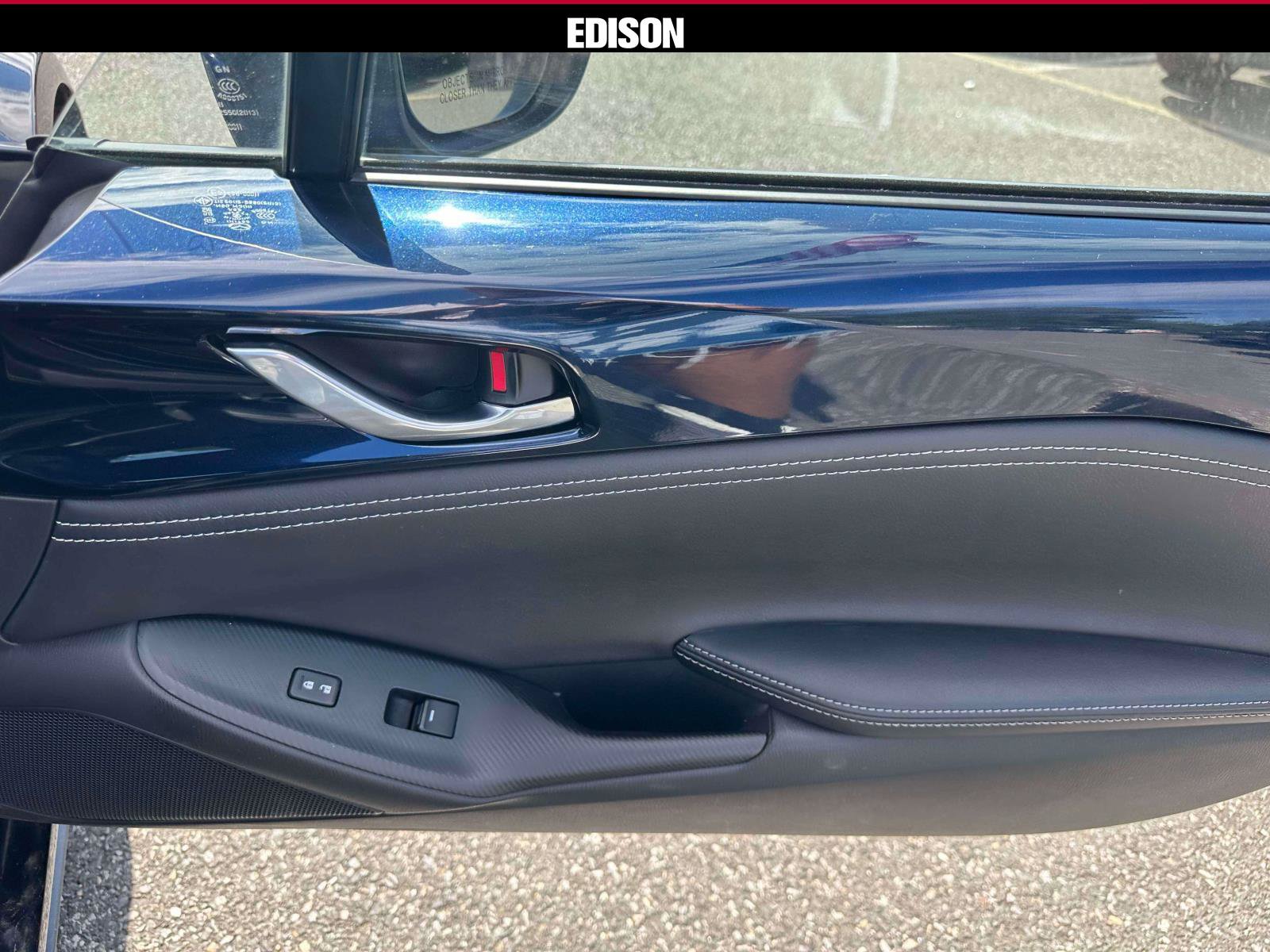 Used 2025 MAZDA MX-5 Miata RF Grand Touring RWD image 9