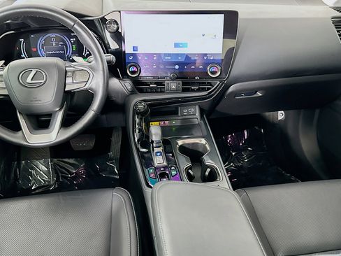 Used 2024 Lexus NX 450h+ AWD w/ Luxury Package image 27