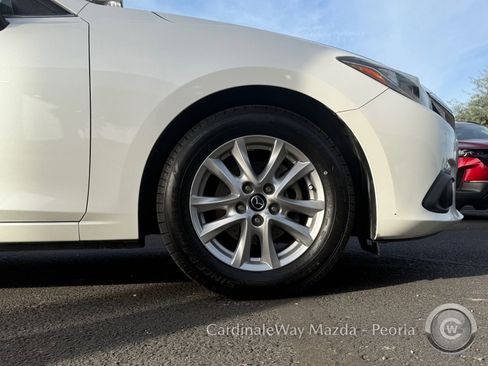 Used 2016 MAZDA MAZDA3 i Touring image 12
