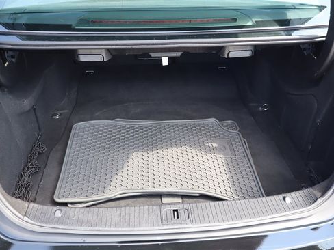 Used 2013 Mercedes-Benz E 350 BlueTEC Sedan image 38