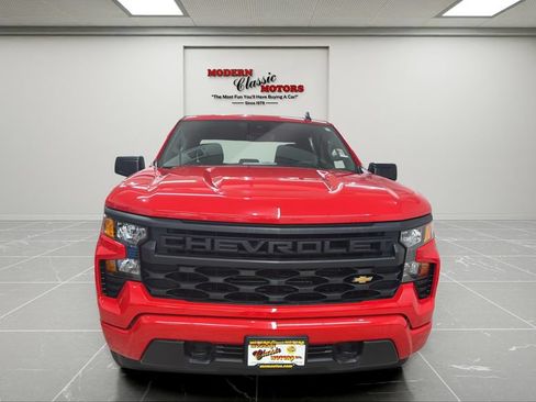 Used 2023 Chevrolet Silverado 1500 Custom AWD/4WD image 8