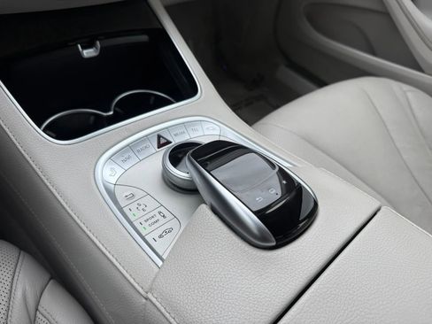 Used 2015 Mercedes-Benz S 550 Sedan image 46
