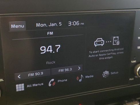 Used 2023 Kia Sportage LX image 19