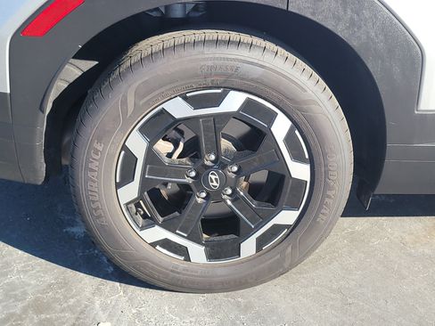 Used 2025 Hyundai Santa Fe SEL image 9