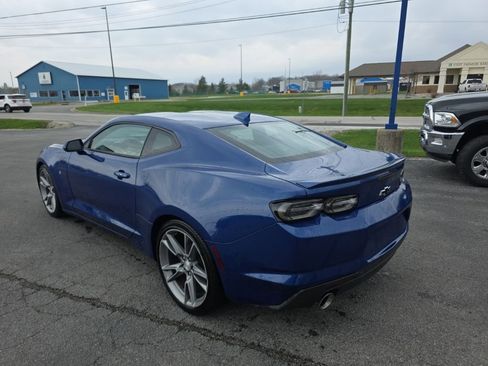 Used 2019 Chevrolet Camaro LT w/ RS Package image 3