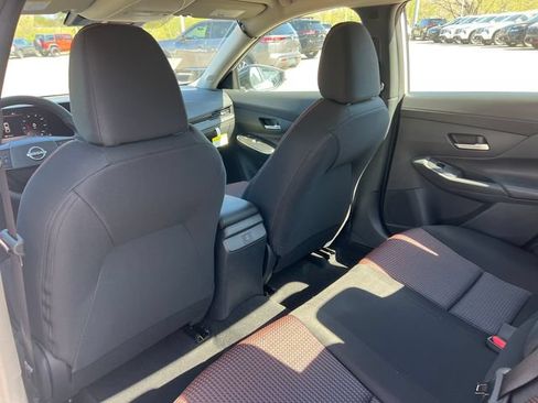 New 2026 Nissan Sentra SR w/ Floor Mat Package FWD image 33