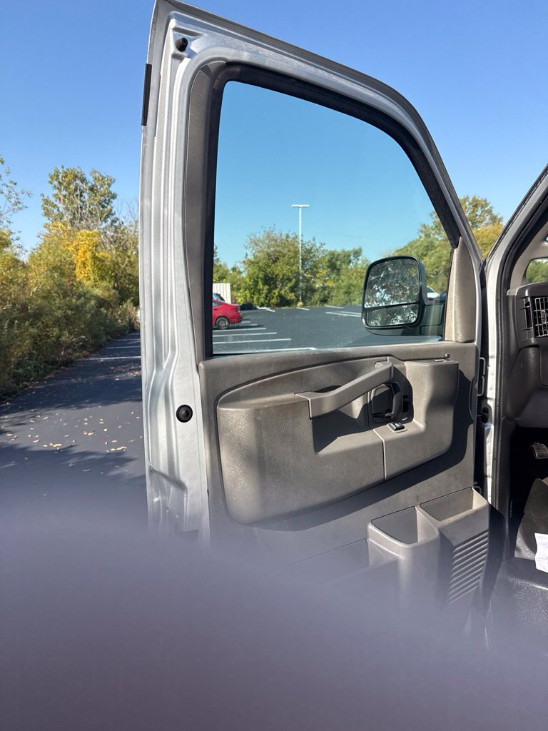 Used 2021 Chevrolet Express 2500 Extended w/ Driver Convenience Package RWD image 11