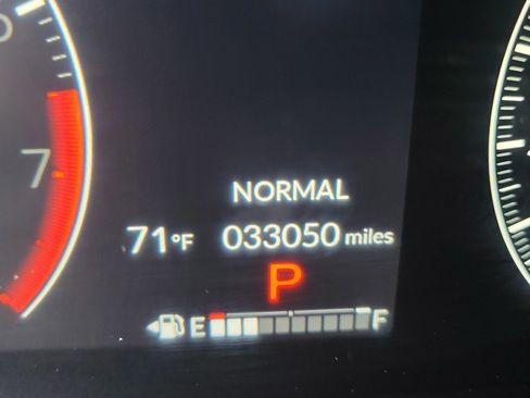 Used 2025 Honda Pilot EX-L image 21