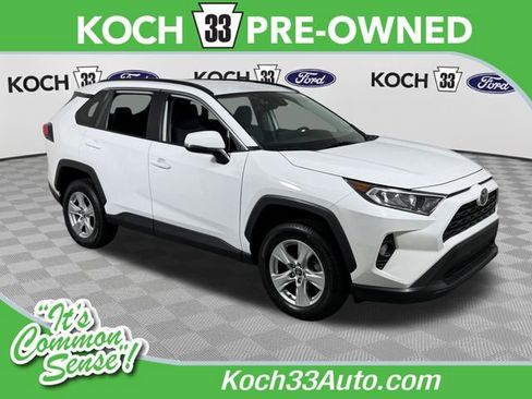 Used 2020 Toyota RAV4 XLE AWD/4WD image 1