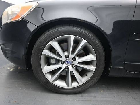 Used 2011 Volvo C70 T5 FWD image 40