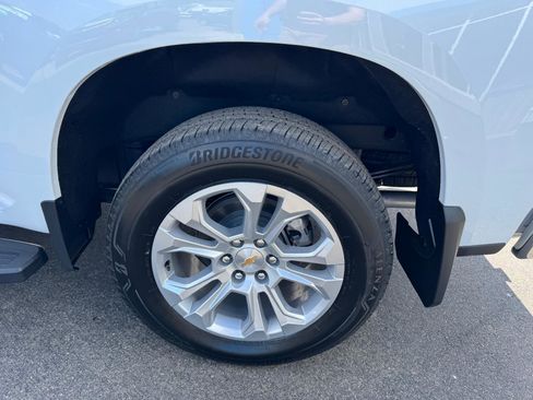 New 2026 Chevrolet Silverado 1500 LTZ w/ LTZ Premium Package AWD/4WD image 15