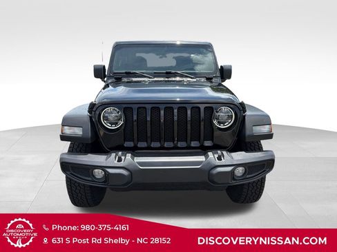 Used 2021 Jeep Wrangler Sport AWD/4WD image 4