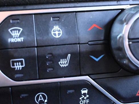 Used 2024 Jeep Wrangler Sport S image 30