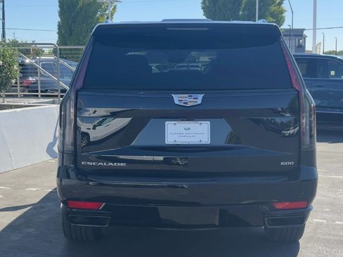 Certified 2024 Cadillac Escalade ESV Sport w/ Touring Package AWD/4WD image 7
