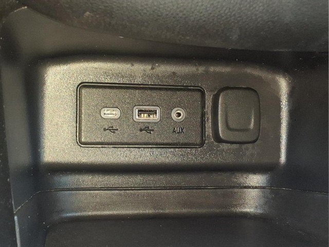 Used 2019 Chevrolet Equinox LT FWD image 22