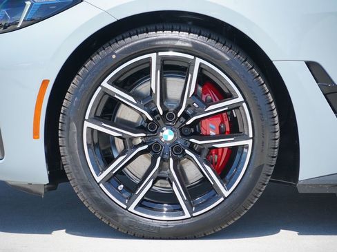 New 2026 BMW i4 xDrive40i w/ M Sport Package AWD/4WD image 5