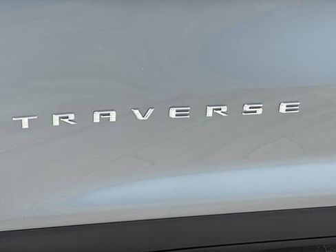 New 2026 Chevrolet Traverse LT image 29
