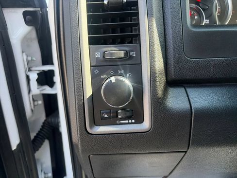 Used 2024 RAM 1500 Tradesman w/ Chrome Plus Package AWD/4WD image 28