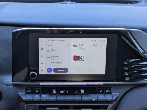 New 2026 Toyota Camry LE image 18