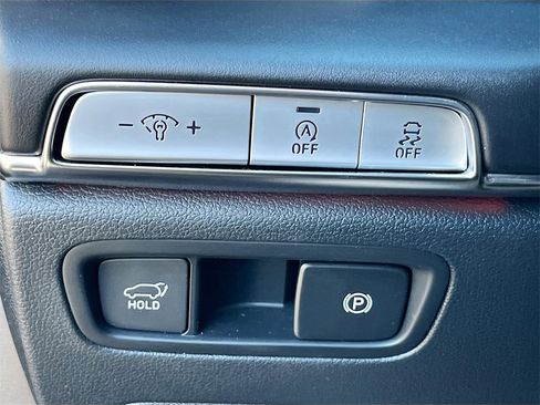 Used 2022 Genesis GV80 2.5T w/ Prestige Package 05 image 10