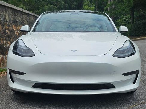 Used 2023 Tesla Model 3 Standard Range RWD image 5