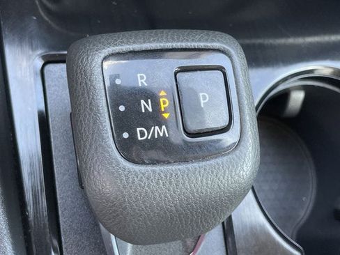 Used 2023 Nissan Rogue SV FWD image 22